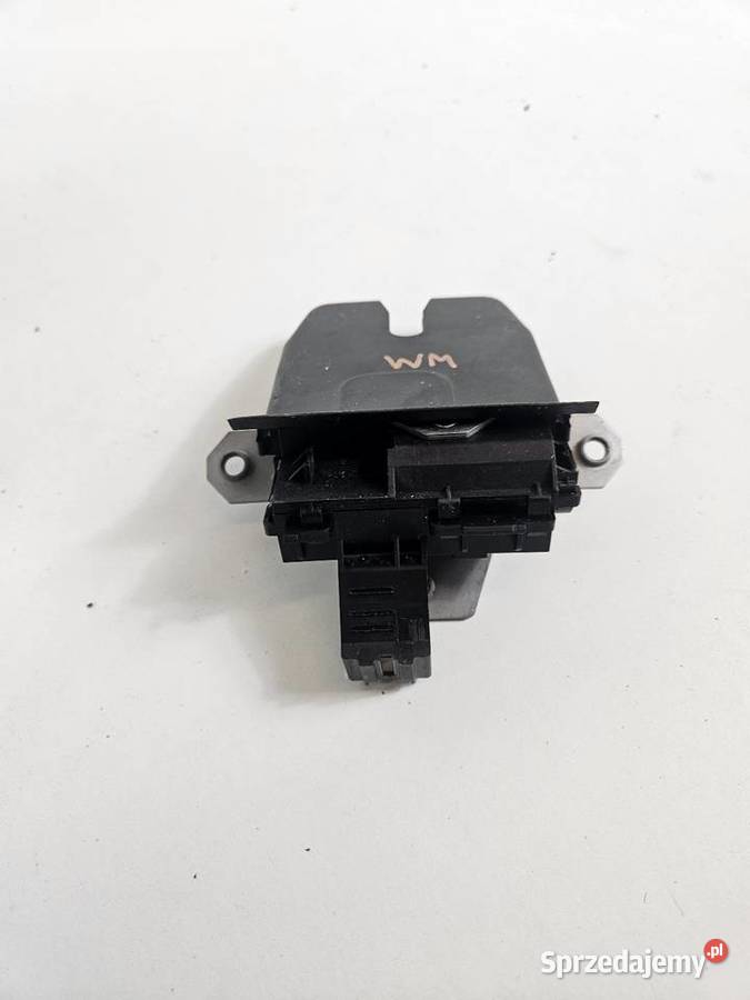 FORD FOCUS MK3 ZAMEK KLAPY BAGAŻNIKA TYŁ
