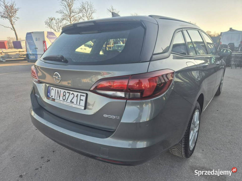 Opel Astra 16CDTI Kombi Zarejestrowana K relingi dachowe sprzedam