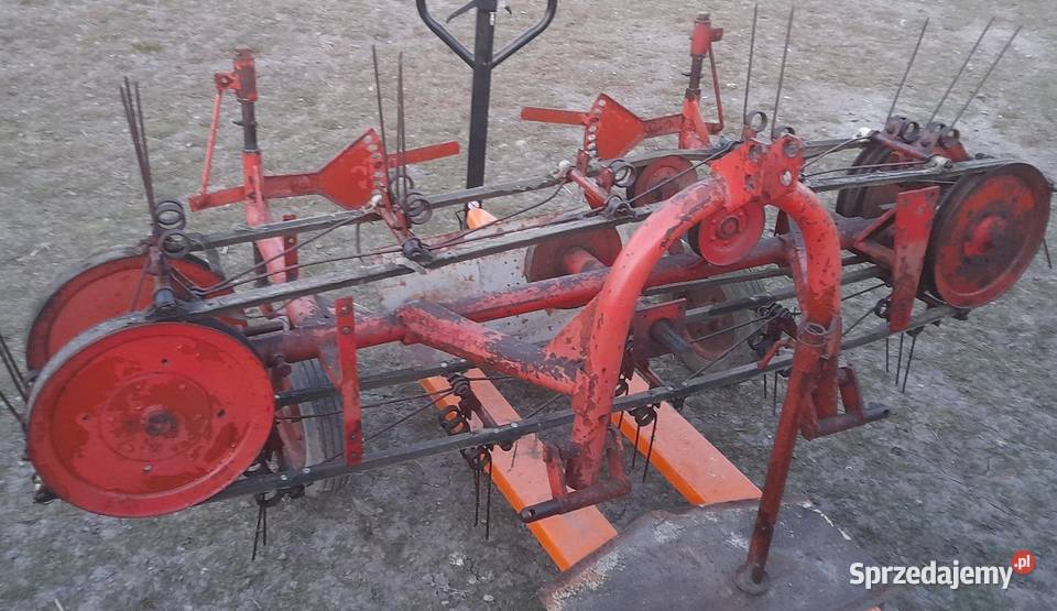 Zgrabiarka pasowa Agromet 240m