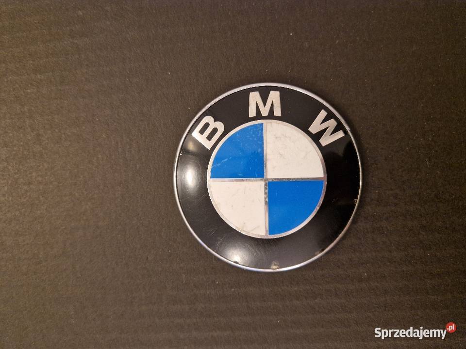Znaczek emblemat na tylną klape Bmw 82mm
