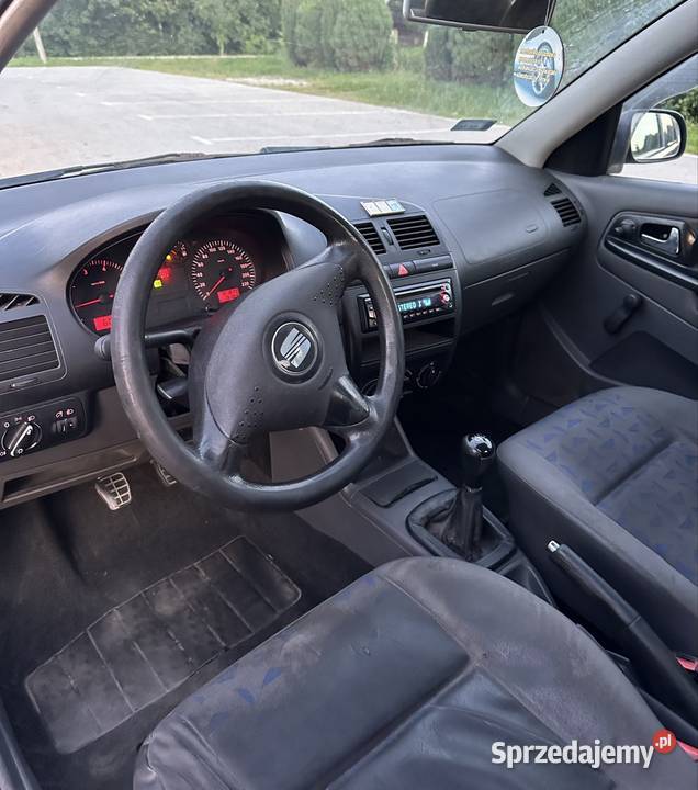 Seat Cordoba 14 benzyna 2002r Sedan / Limuzyna Pilzno