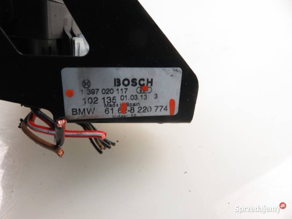 SILNICZEK WYCIERACZKI TYŁ BMW 3 Touring E46 sprzedam