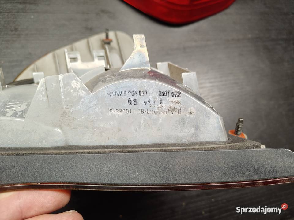 Bmw e46 sedan lampy tylne prawa lewa przed lift osobowe Lampy tylne Aleksandrów Łódzki sprzedam