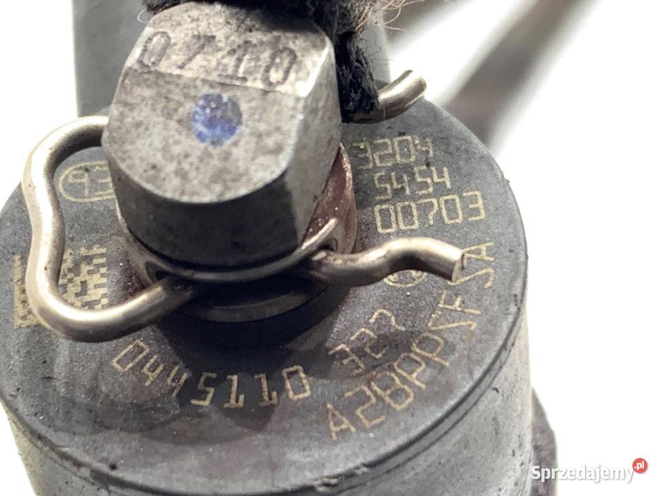 WTRYSKIWACZE KOMPLET OPEL INSIGNIA A 0445110327 Wtryskiwacze