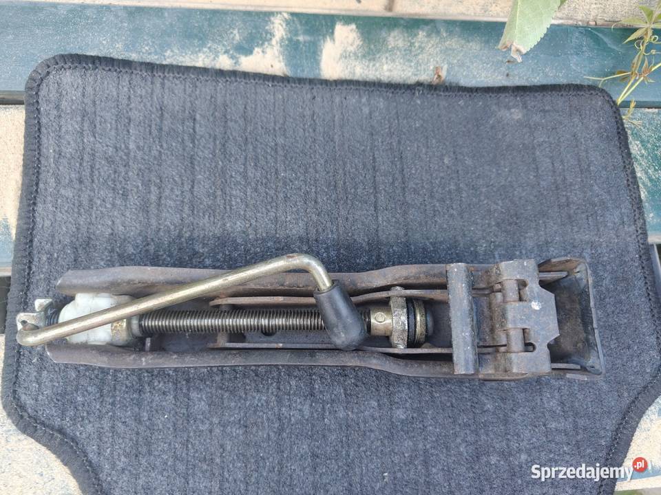 Podnośnik lewarek VW golf Vento corrado 1H0 011 Aleksandrów Łódzki