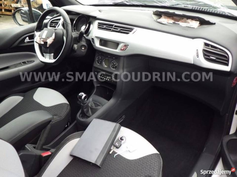 Citroen DS3 bialy aluminiowe felgi wielkopolskie Jarocin