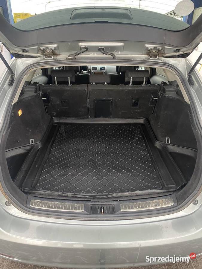 Toyota Avensis T27 Świdnica