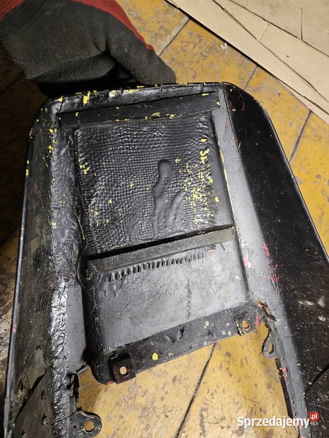 Suzuki DR 800 750 błotnik dziób plastik przedni Jelenia Góra sprzedam