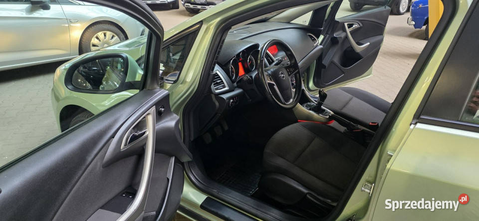Opel Astra OPIS W podanej roczna gwarancja J Mysłowice sprzedam