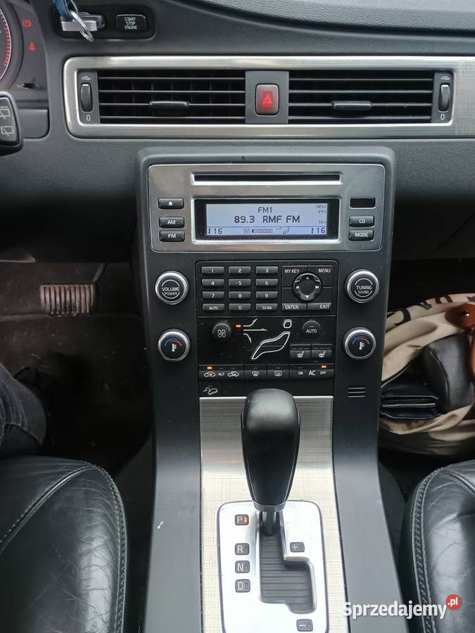 Volvo XC70 4x4 automat Rok produkcji 2007 Zaboreczno sprzedam