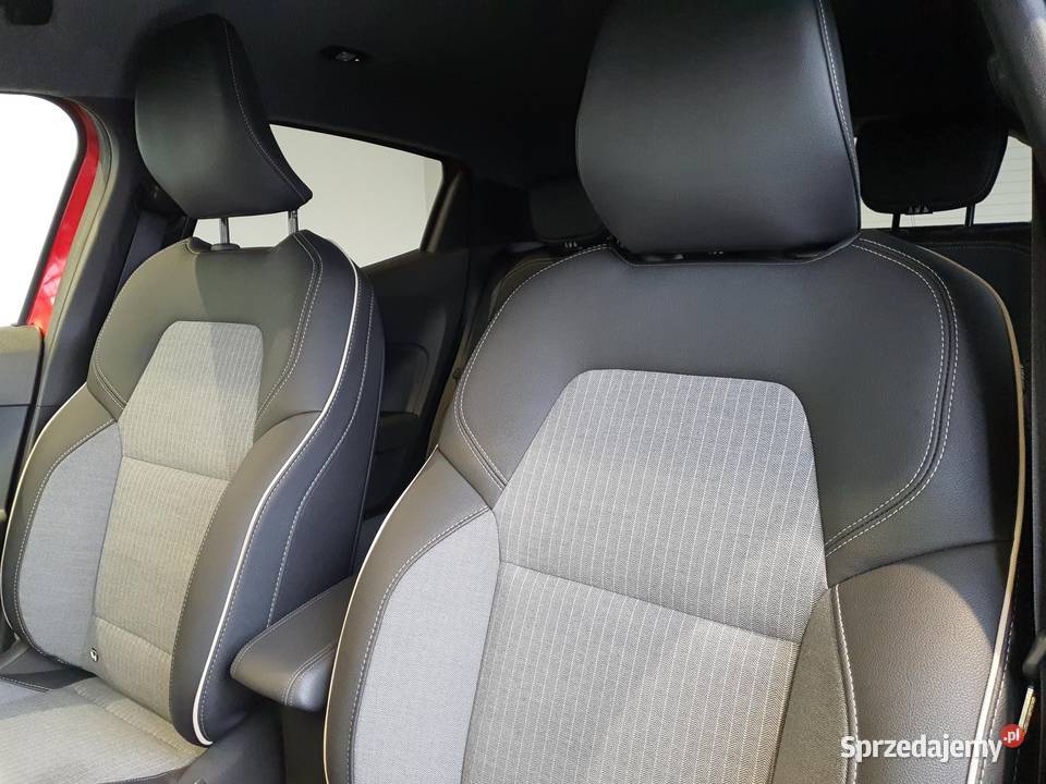 Clio 10 TCe Techno LPG czerwony