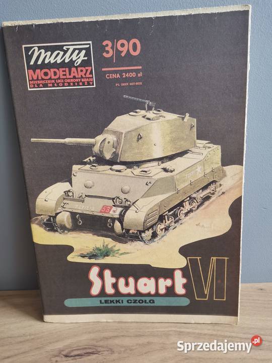 Stara gazeta Mały Modelarz z modelem czołgu Stuart