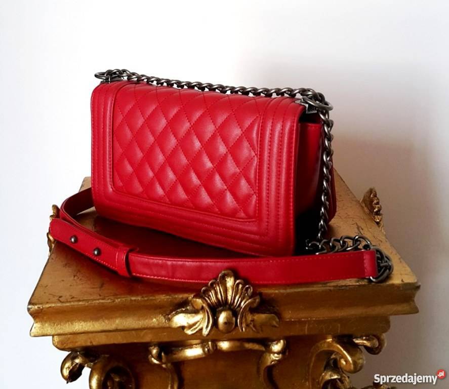 TOREBKA CHANEL BOY RED TOREBKA CC PIKOWANA Na ramię  sprzedam