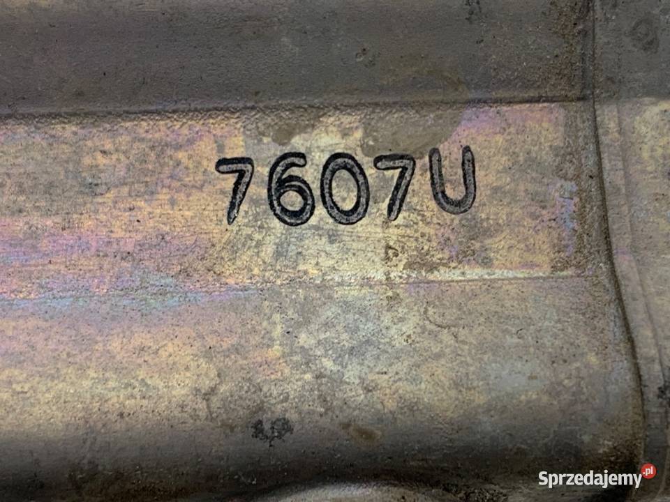 LISTWA WTRYSKOWA TOYOTA YARIS III 232500Q030 10 podkarpackie