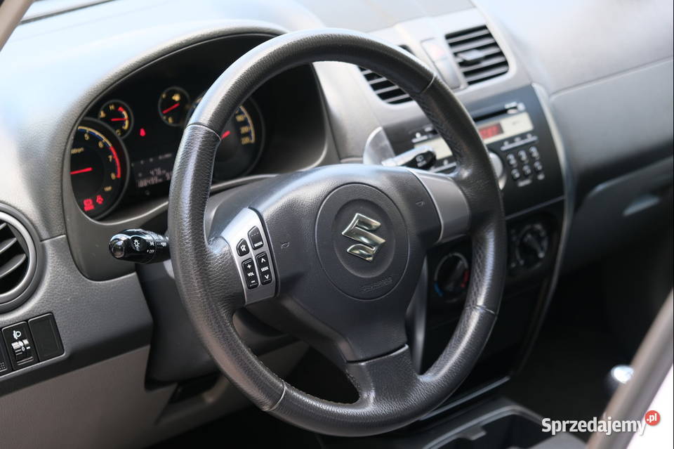 Suzuki Sx4 16v LPG klimatyzacja zarejestrowany wspomaganie kierownicy lubelskie sprzedam