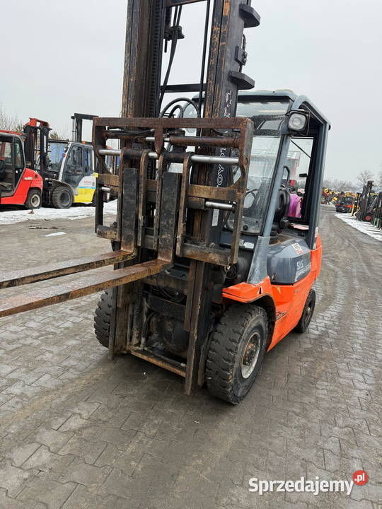 wózek widłowy TOYOTA 7FGF25 LPG 2500 40m przesuw Działoszyn