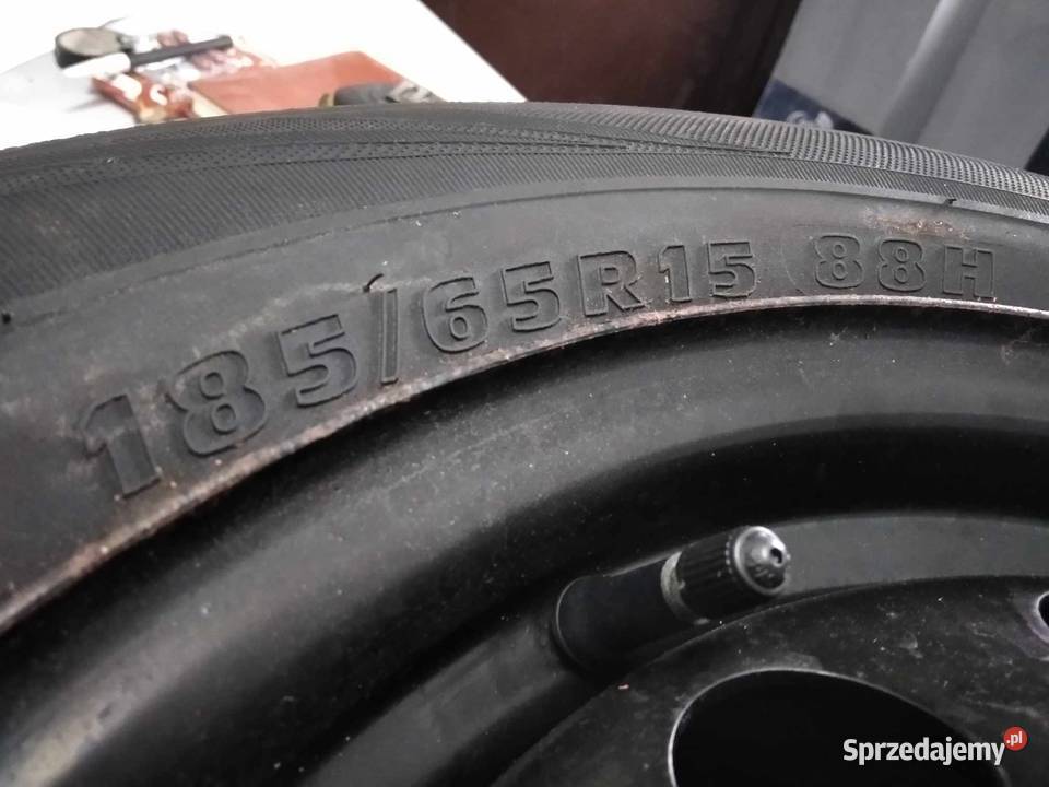 18565R15 Kumho Solus KH15 felga stalowa Młynary