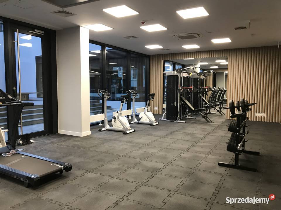 Mata gumowa do siłowni podłoga sportowa do