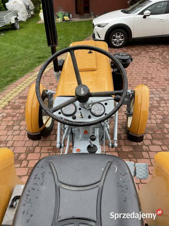 Ursus c 330 małopolskie Szczucin