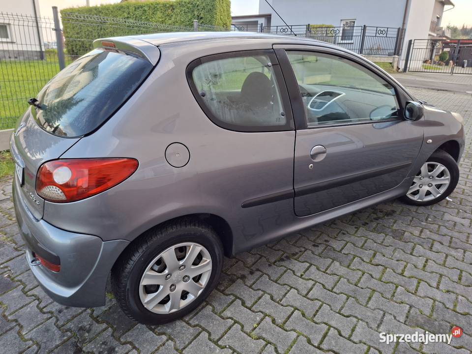 Peugeot 206 plus 2009R Benzyna 14 8V 75 Z benzyna Iwonicz