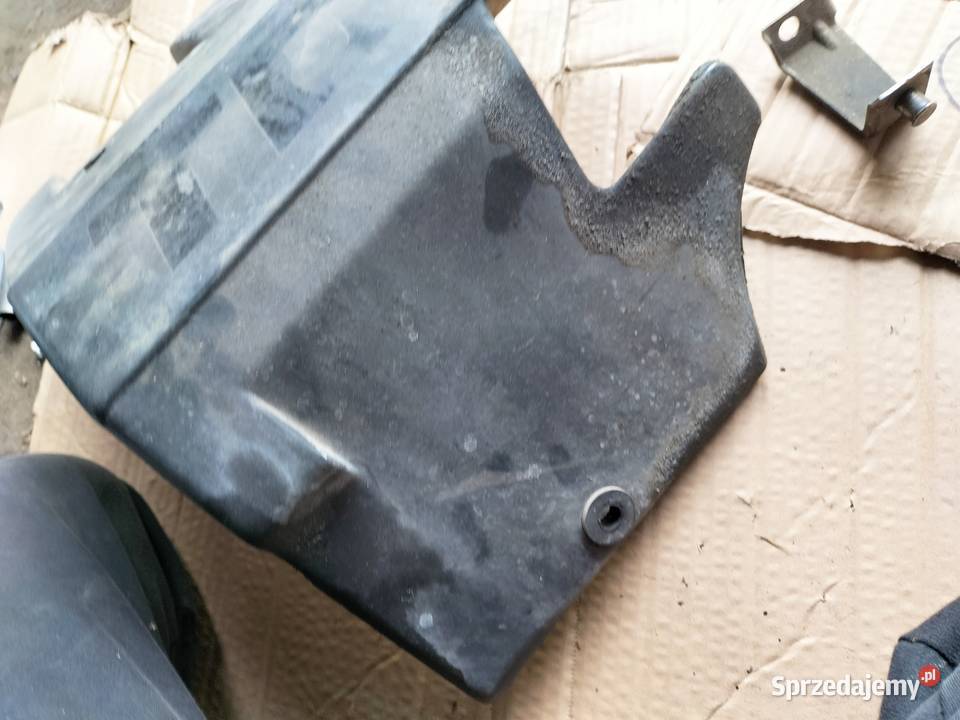 AUDI 80 B4 80B4 19TDI OSŁONA SILNIKA UCHWYT osobowe lubelskie Kamień-Kolonia sprzedam