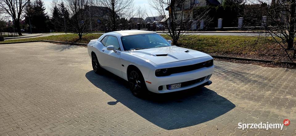 Dodge Challenger 57 HEMI Automat 2016 Bełchatów