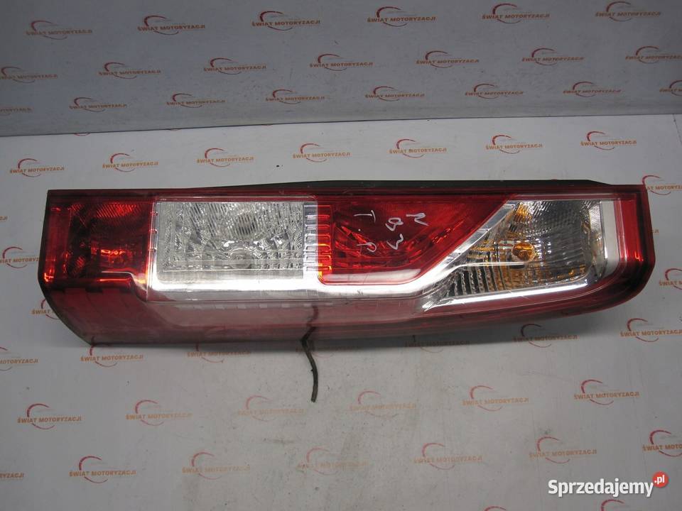 RENAULT MASTER III 14r lampa prawa tył Kielce