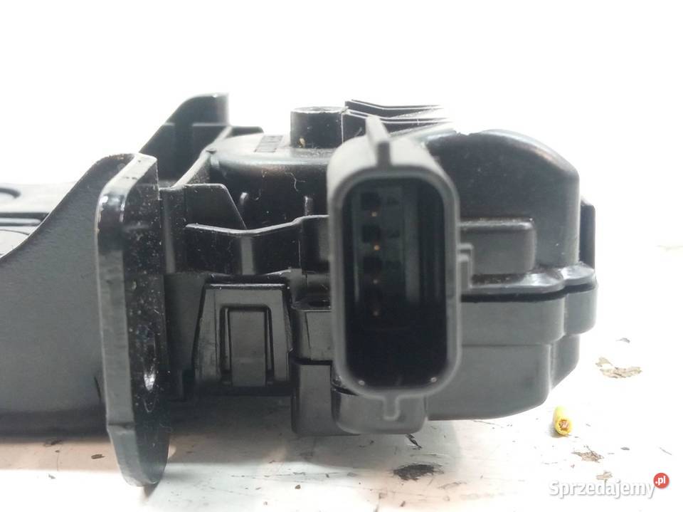 ZAMEK KLAPY BAGAŻNIKA 905039428R Dacia Duster II Rok produkcji 2019 Zamki, wkładki i kluczyki