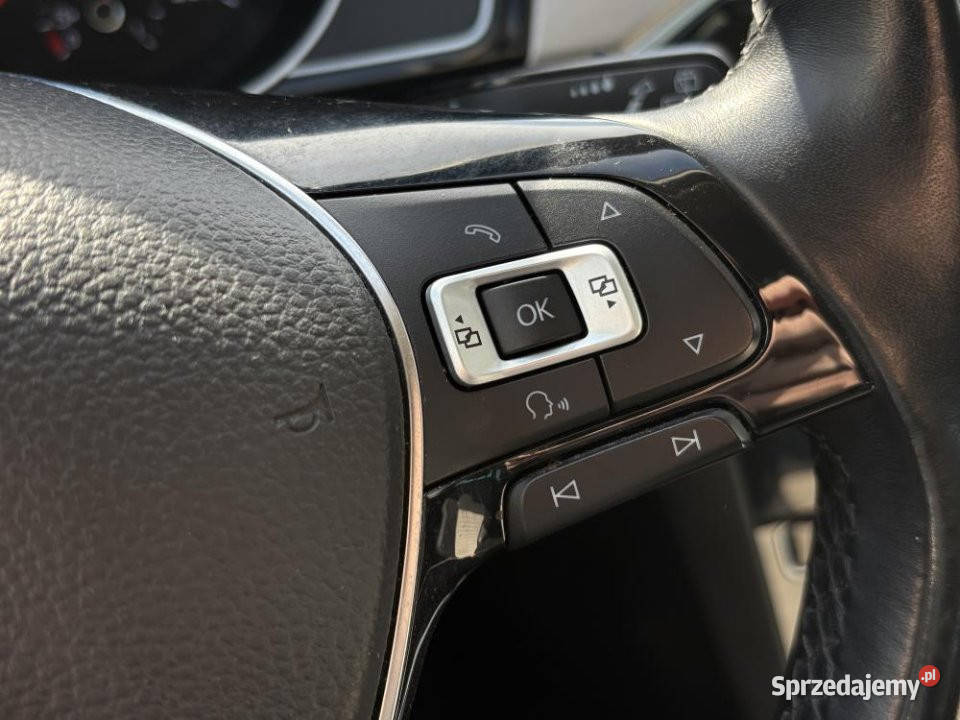 Volkswagen Passat 2016r Salon Bogate Wnętrze Warszawa