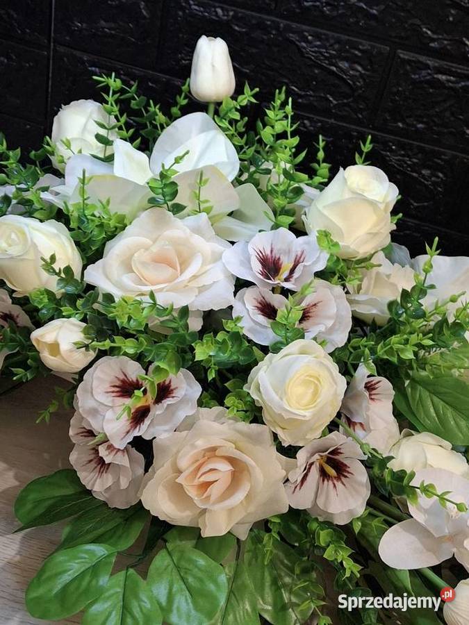 Kompozycja wiazanka na cmentarz Kwidzyn