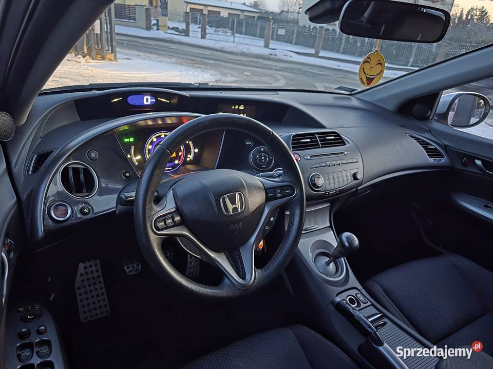 Honda Civic 2006 18 benzyna 140 koni Pionki