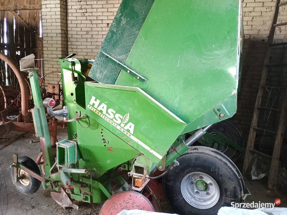 Sadzarka do ziemniakow 4 rzędowa hassia stan b Wojcieszków sprzedam