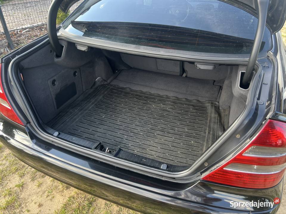 Mercedes w211 Klasa E Sierakowice