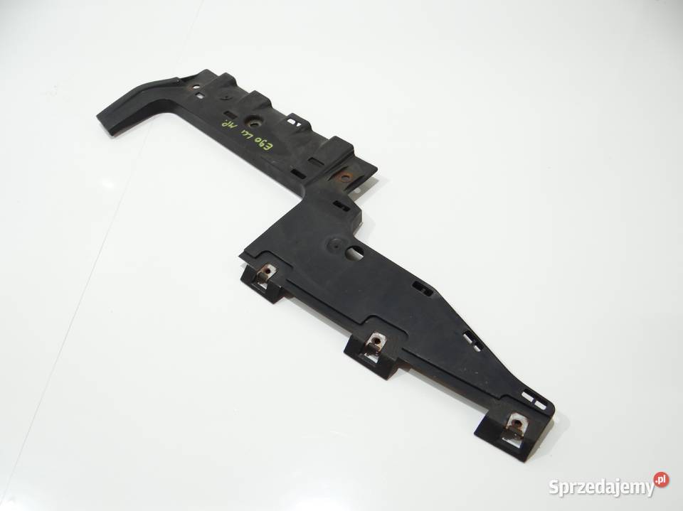 MOCOWANIE ŚLIZG ZDERZAKA TYŁ BMW E90 LCI M Części montażowe lubelskie Strzyżewice