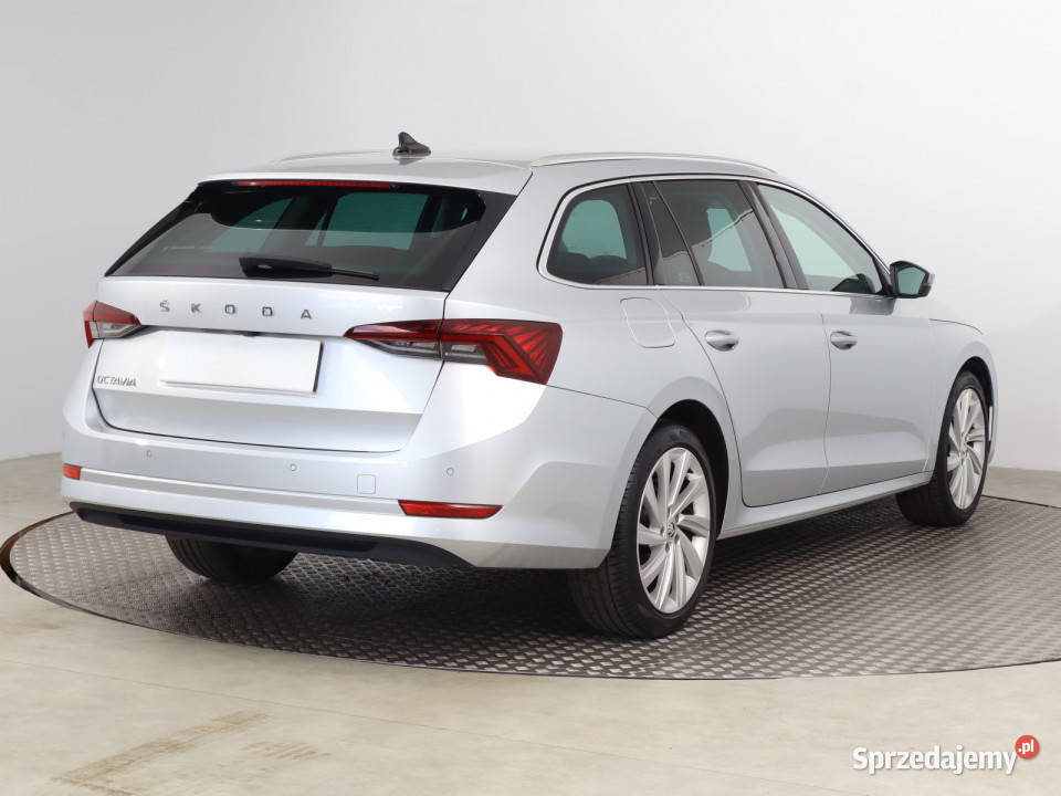 Skoda Octavia 15 TSI ASR (kontrola trakcji)