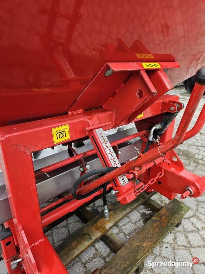 Rozsiewacz nawozów 800l SPECAGRO Wirax Altro nieuszkodzony Skierniewice