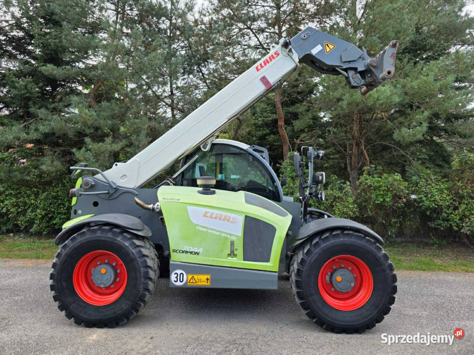 Ładowarka teleskopowa Claas Scorpion 7044