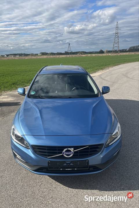 Sprzedam Volvo v 60 w stanie idealnym serwisowany w ASO