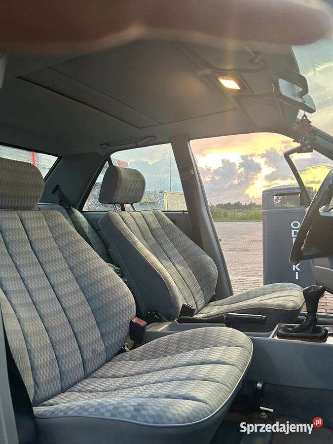 Mercedes w201 190 18 1992r zadbany W201  Olsztyn