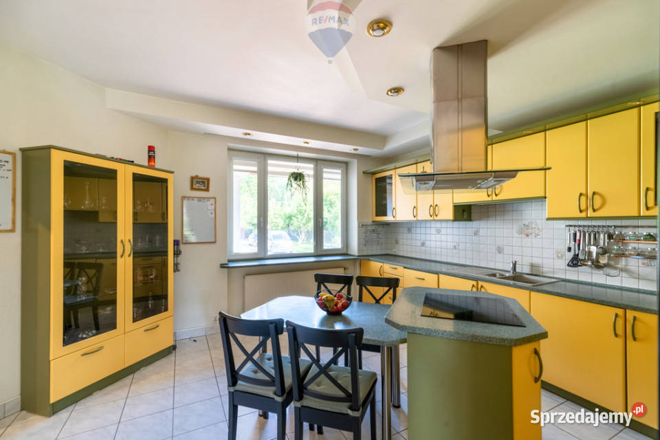 Kampinos działka do podziałudom dwupokoleniowy Zaborów