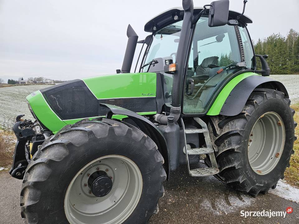 Ciągnik DeutzFahr agrotron m620 z przednim wom i