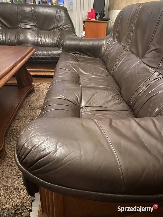 Wypoczynek skórzany z elementami drewna 32 nowa Dębica