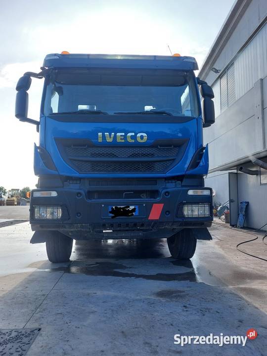 Betonomieszarka IVECO TRAKKER 410