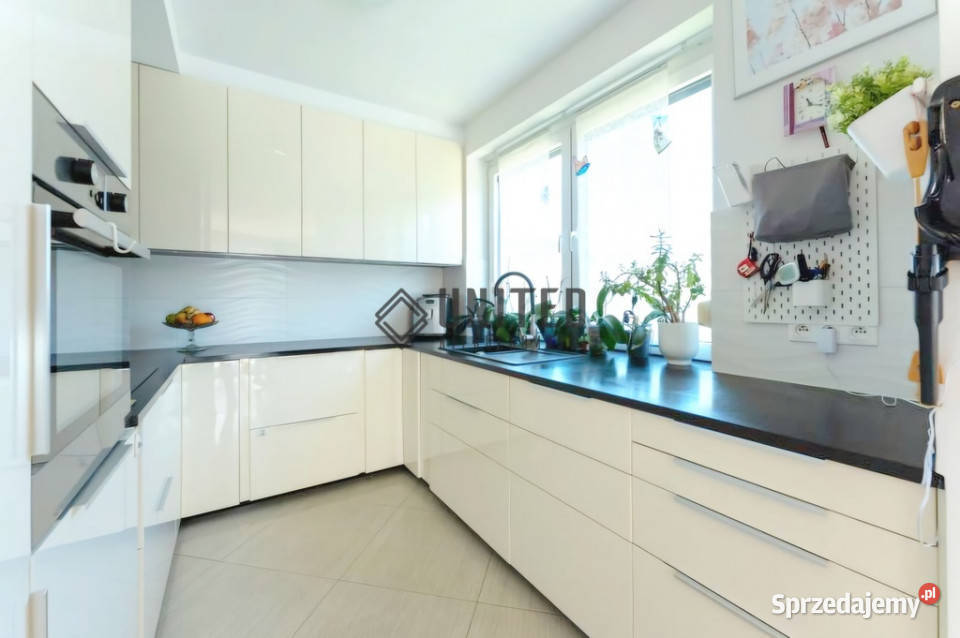 Samolotowej2poziomLUXBalkon piwnica Wrocław