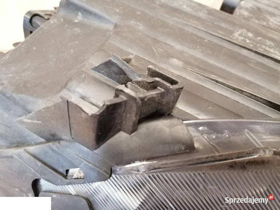 Hyundai ix35 reflektor lewy przód Oświetlenie Kozubszczyzna