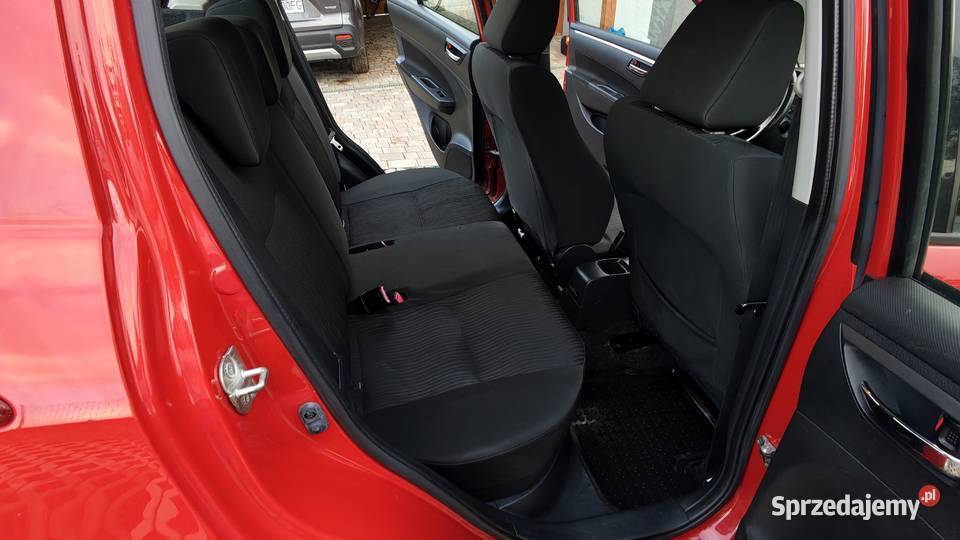 Suzuki Swift 12 94 Premium 2011 Keyless kurtyny powietrzne Mogilany