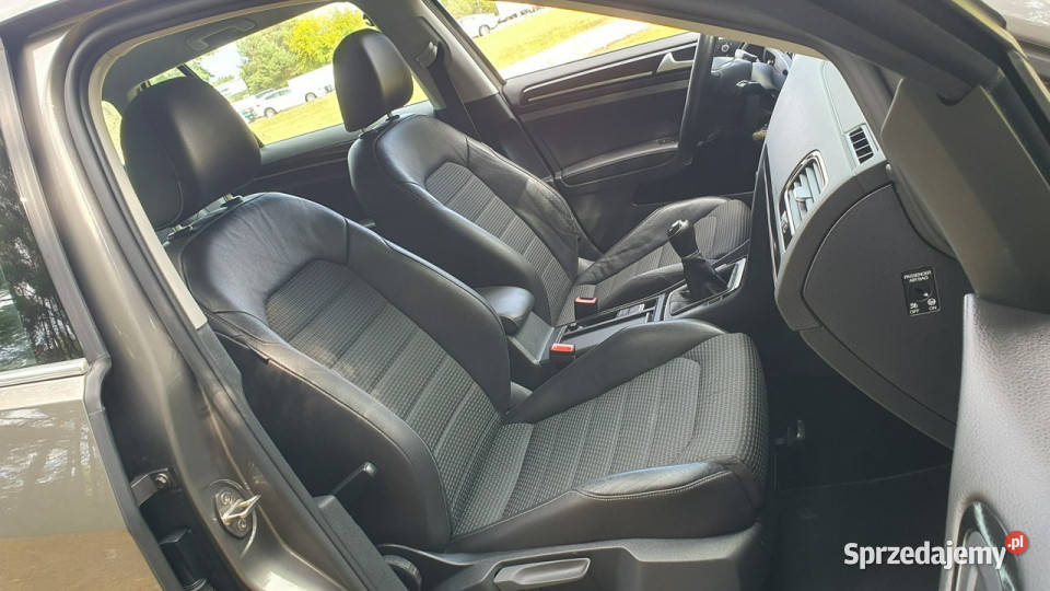 Volkswagen Golf 16 TDI Highline Navi Climatronic światła przeciwmgielne sprzedam