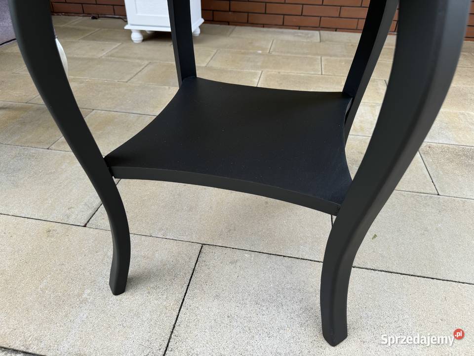 Stolik czarny stylowy okrągły na giętych nogach