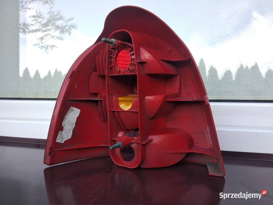 Renault Twingo I 1 FL LIFT lampa tył tylna prawa Sieradz