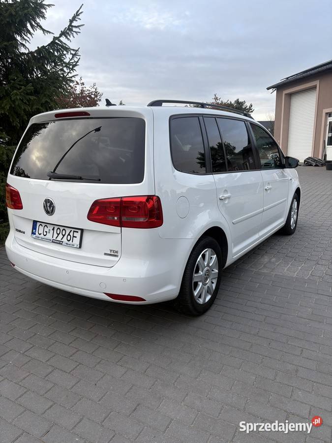 Volkswagen Touran 16 TDI 105 Panorama Nawigacja sprowadzony Touran Dolna Grupa